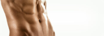 Chirurgia estetica maschile: liposuzione addome